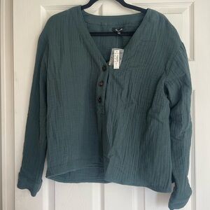 Never worn green long sleeve shirt